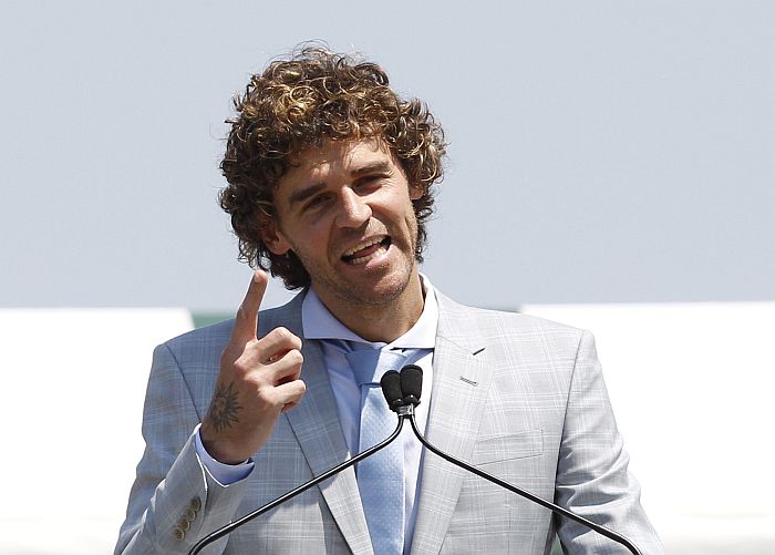 Guga se emocionou com a homenagem feita pela ATP por ele ter sido um dos líders do ranking da ATP | Jessica Rinaldi / Reuters