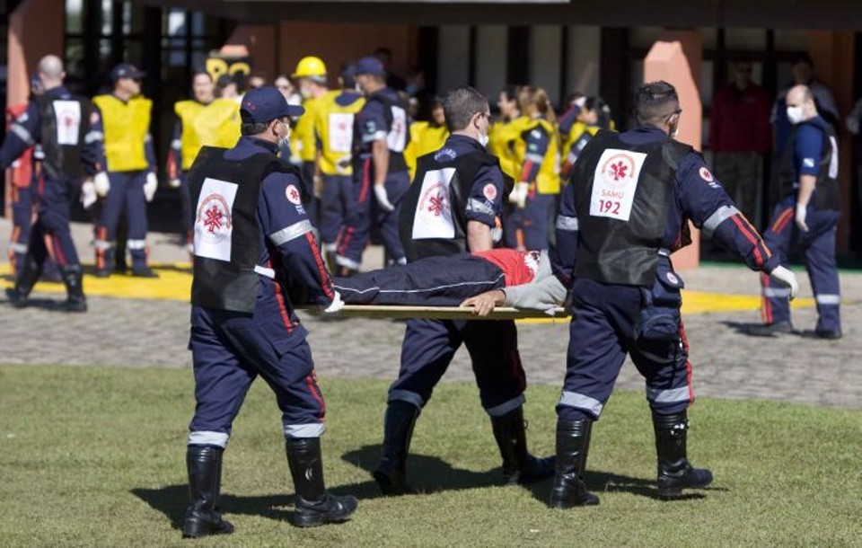 Profissionais do Samu realizaram treinamento para atendimento de vítimas em eventos da Copa do Mundo | Jonathan Campos/Gazeta do Povo