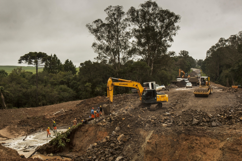 Rodovia do Xisto, na região de Paulo Frontin, segue bloqueada | Marcelo Andrade/Gazeta do Povo