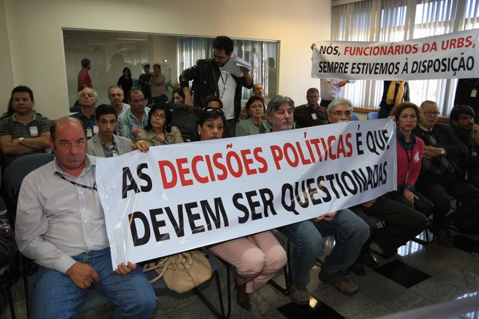 Na semana passada, funcionários da Urbanização de Curitiba (Urbs) fazem manifestação contra hostilidade a técnicos da empresa e a falta de cobrança dos responsáveis políticos pelas decisões | Ivonaldo Alexandre / Arquivo / Agência de Notícias Gazeta do Povo
