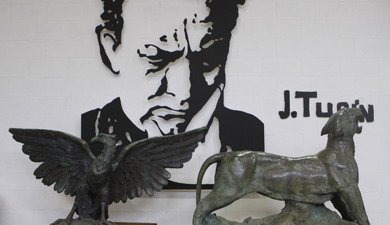 A águia e a onça retiradas de logradouros curitibanos: deterioração será revertida | Jonathan Campos/Gazeta do Povo