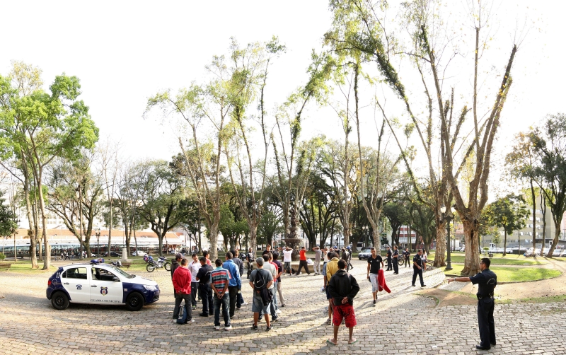 A Praça Eufrásio Correia, ponto de consumo e tráfico de drogas, concentrou 64% das ocorrências da Guarda Municipal desde janeiro | Antônio More / Gazeta do Povo