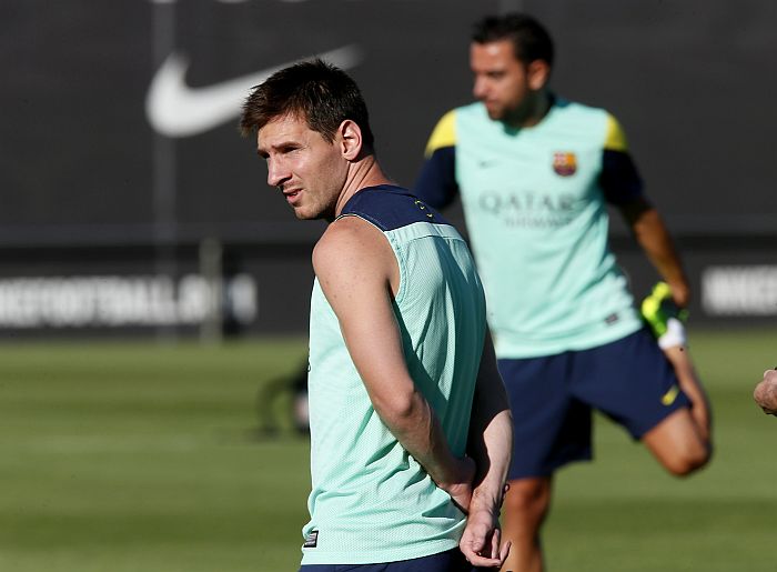 Mesmo vencendo o Espanhol, Messi considera que a última temporada do Barça foi complicada pelos problemas extra-campo | Gustau Nacarino / Reuters