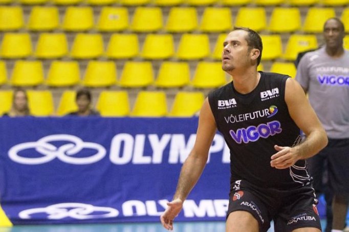 Apesar de cuidar dos processos internos para a montagem do elenco, o levantador confirmou que vai entrar em quadra | Cinara Piccolo / Vipcomm