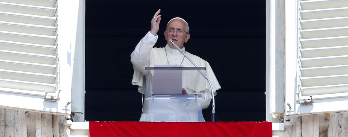 O pontífice encorajou os jovens a não se desentenderem dos pobres | REUTERS / Max Rossi