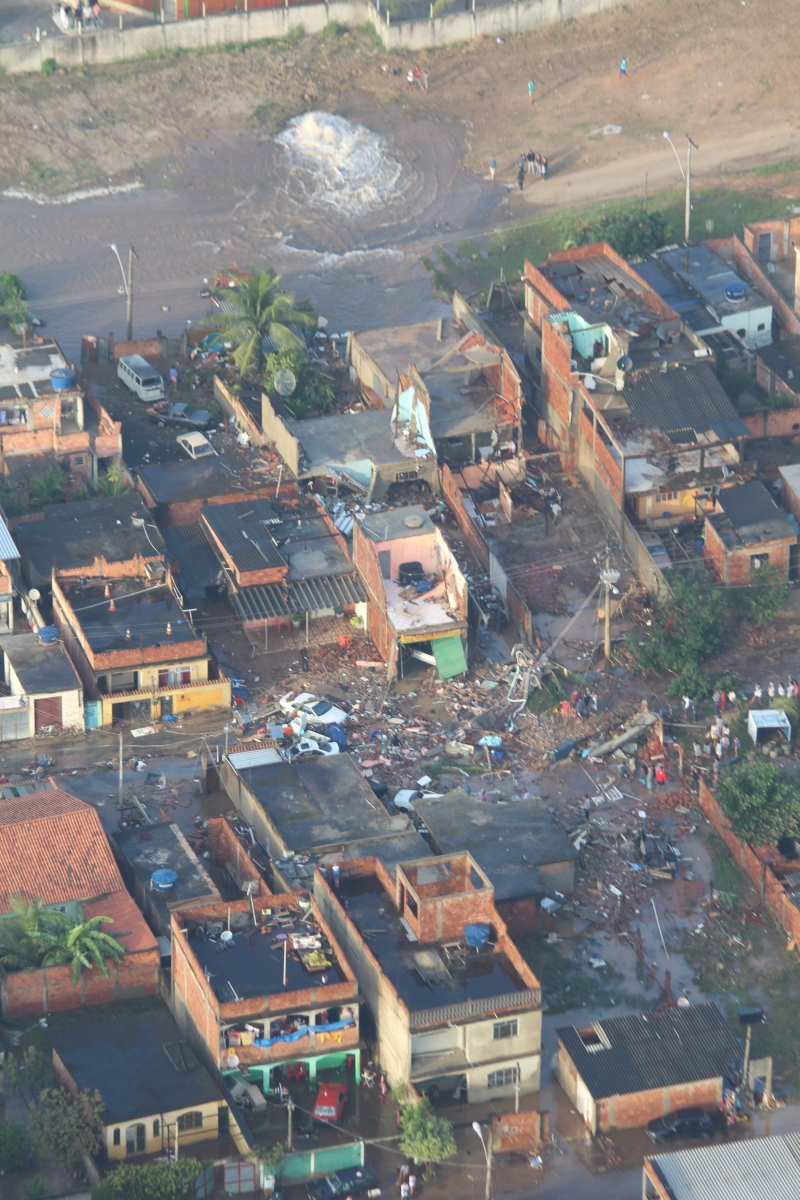 Extensão da tragédia: acidente pegou moradores de surpresa | Carlos Eduardo Cardoso/ Agência O Dia