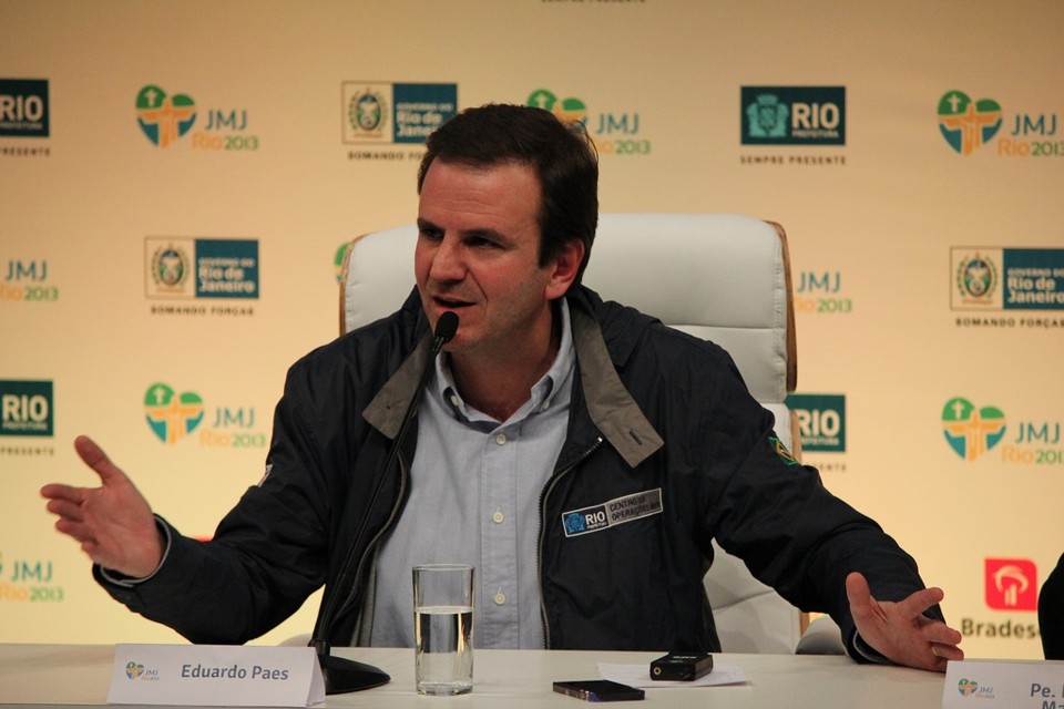 Eduardo Paes fala com os jornalistas em entrevista coletiva | Divulgação/JMJ Rio 2013
