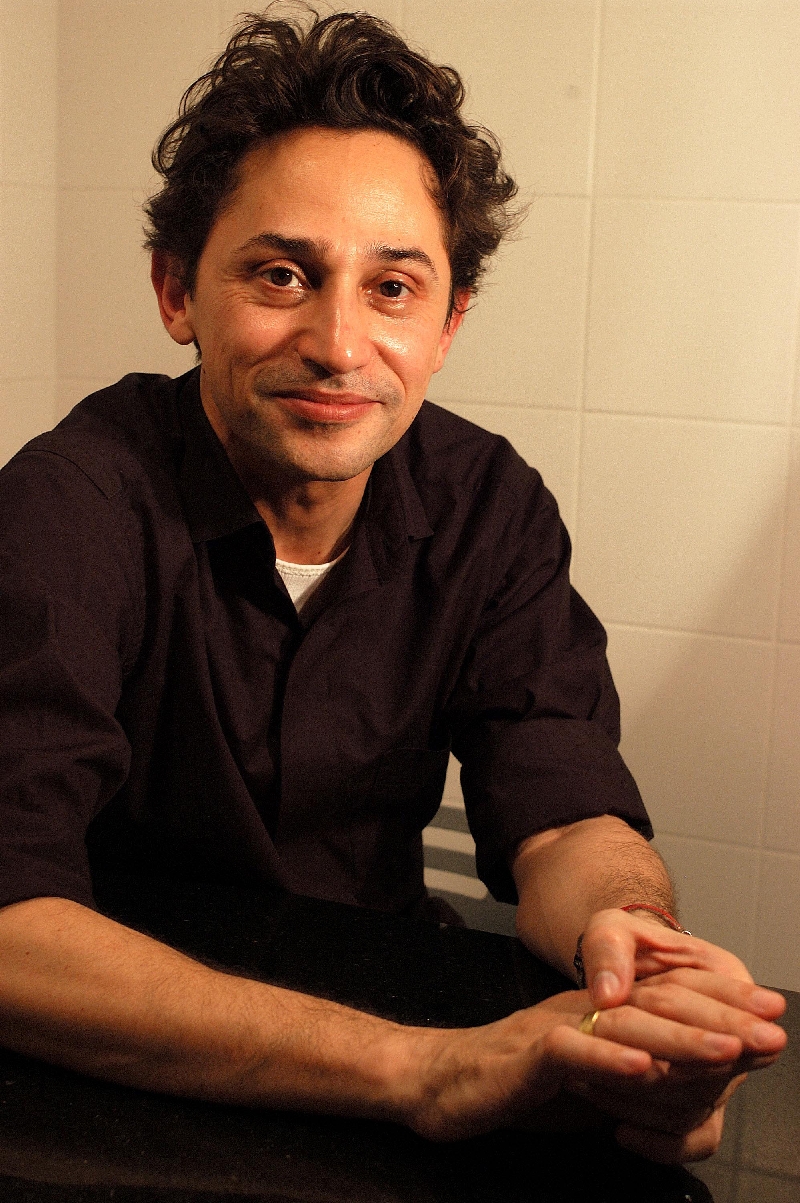 O carioca Eucanaã Ferraz vai falar sobre a experiência como organizador de antologias | Bel Pedrosa/Divulgação