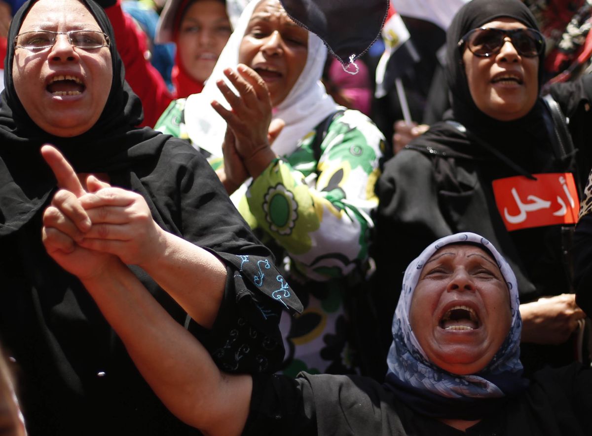 Deposição de Mohammed Mursi não cessou os protestos na praça Tahrir, no Cairo | Reuters/Suhaib Salem