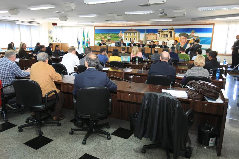 Técnicos da Urbs acompanharam a sessão da CPI do Transporte Coletivo nesta quinta-feira (18) na Câmara de Vereadores | Ivonaldo Alexandre / Agência de Notícias Gazeta do Povo