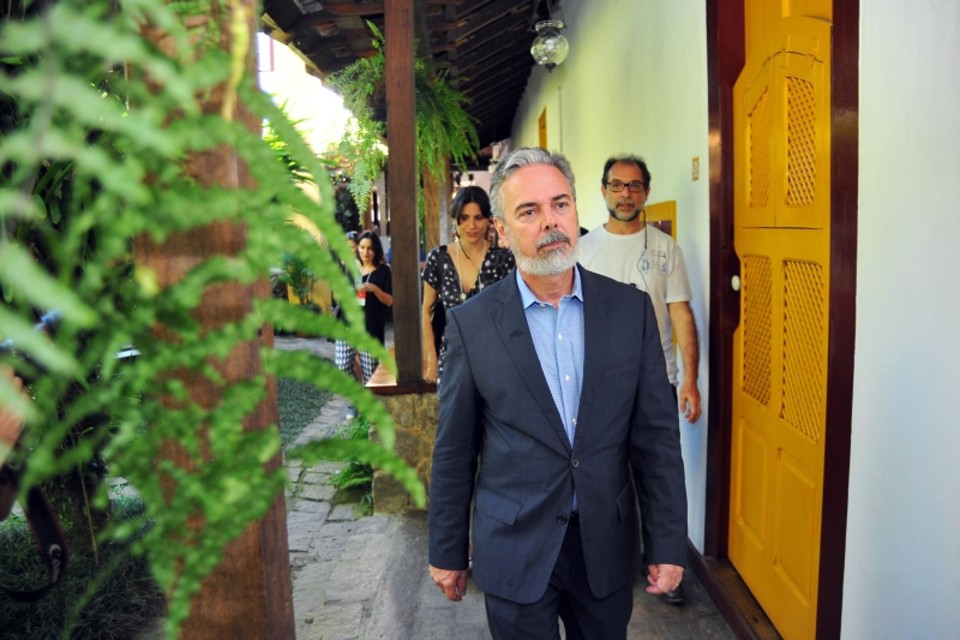 Patriota em Paraty (RJ), onde anunciou a reação do Brasil | Luiz Roberto Lima/Folhapress