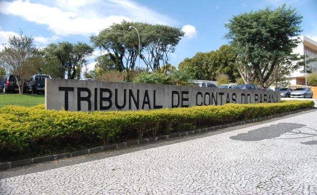 Foram analisados os valores pagos a 783 agentes políticos, incluindo 105 prefeitos ou ex-prefeitos, 97 vice-prefeitos ou ex-vices, 59 presidentes ou ex-presidentes de Câmaras Municipais e 522 vereadores ou ex-vereadores | Divulgação/TCE