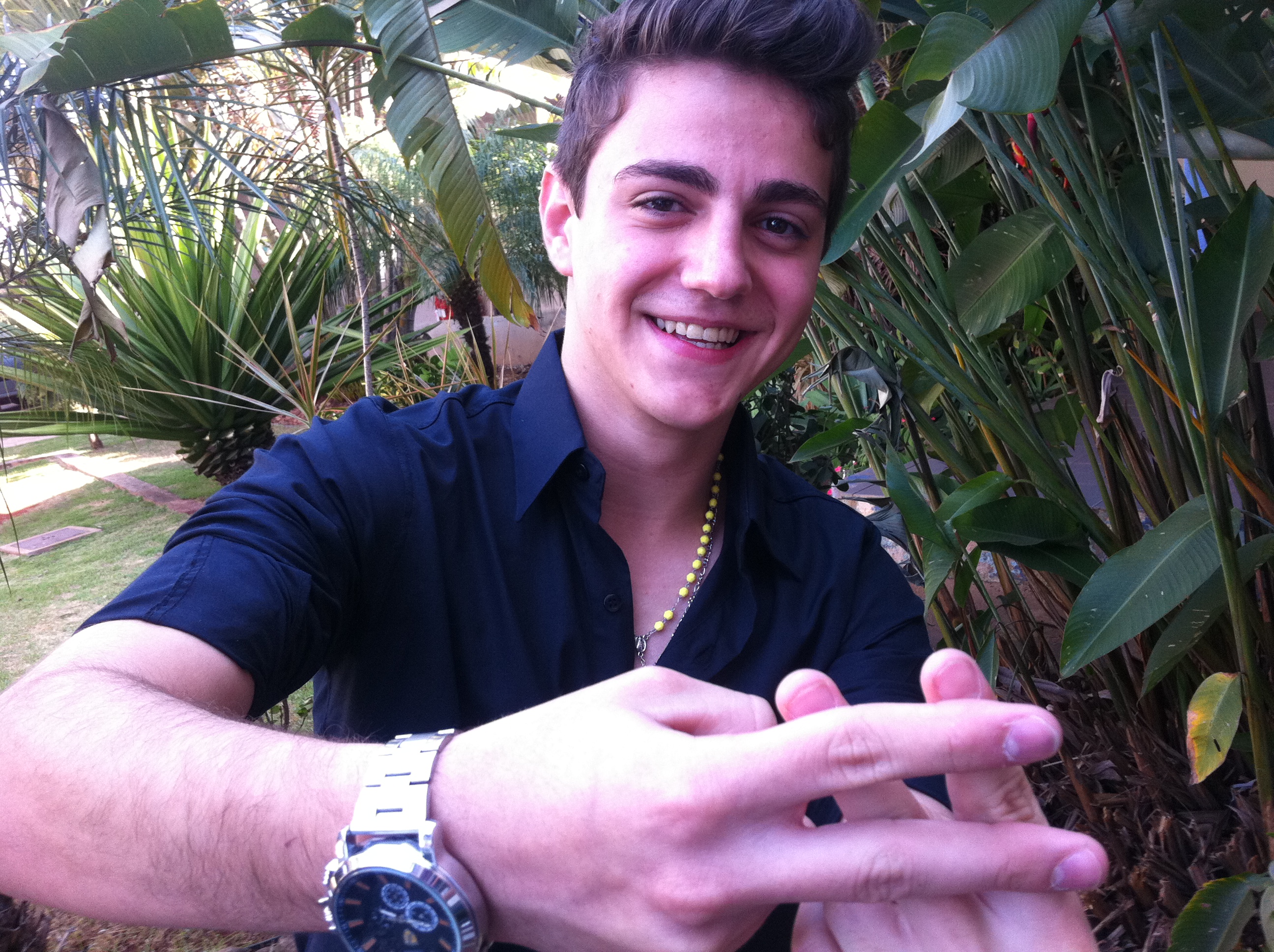 Uma das principais canções de Vinny Costa fala de uma febre das redes sociais: #Partiu | William Kayser / Gazeta Maringá