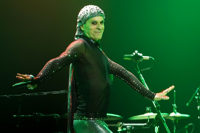 O cantor se divertia com os gritos de