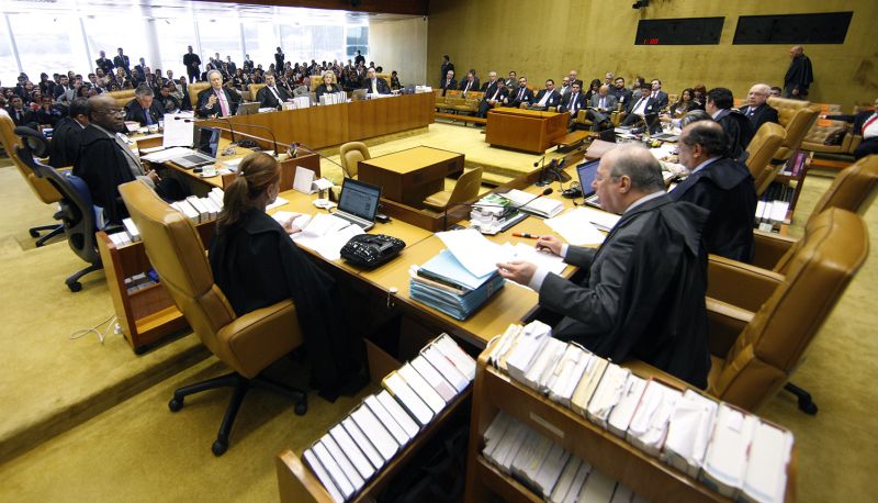 Sessão de julgamento dos recursos do mensalão, ontem: STF entendeu que não há como reduzir a pena dos condenados | Gervásio Baptista/STF