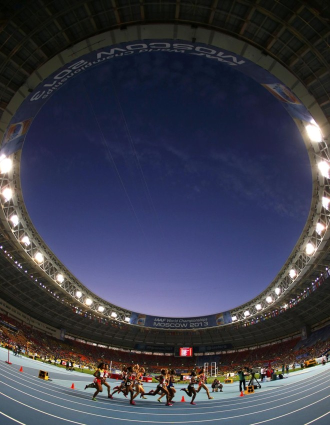 Visão do Estádio Luzhniki, Moscou, durante prova de 1.500m | 