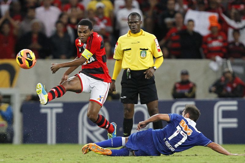 Elias foi o herói da classificação do Flamengo no Maracanã | Wagner Meier / Agif / Folhapress
