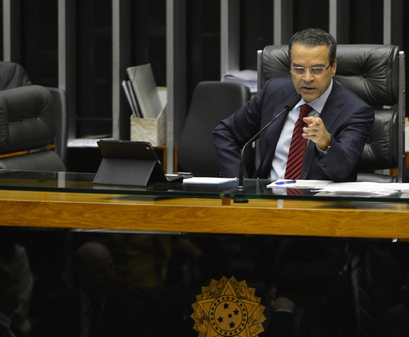 Henrique Alves vai pedir ao Senado que inclua no texto a previsão de que 40% dos recursos seja aplicado na saúde | Fábio Rodrigues Pozzebom/ABr