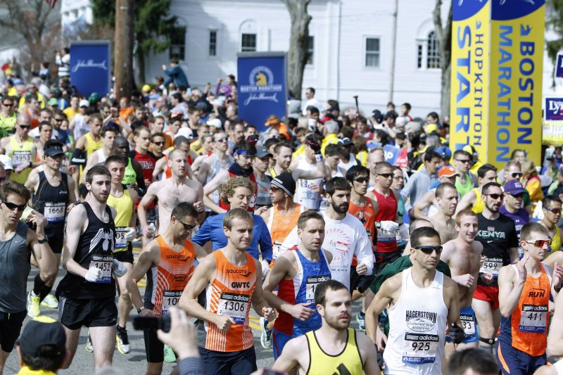 Competidores da Maratona de Boston de 2013 antes do atentado na linha de chegada | Dominick Reuter / Reuters