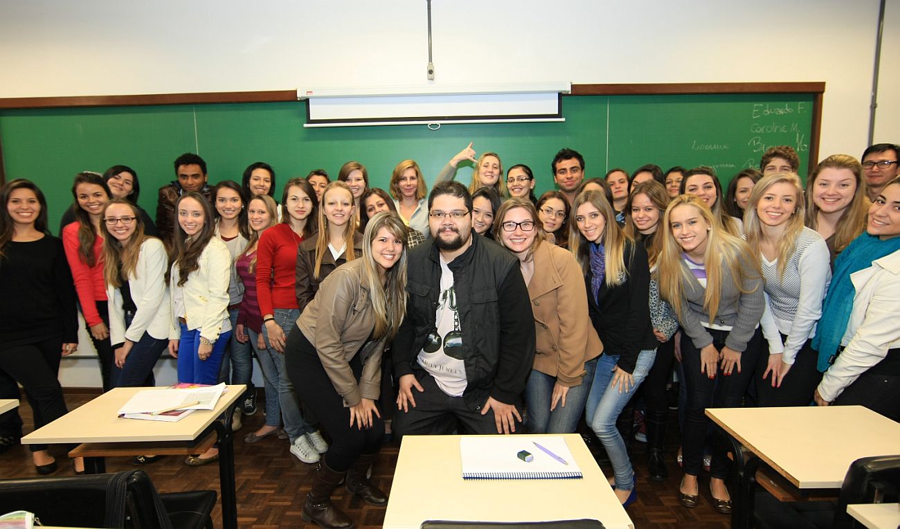 A turma do 6º período diurno de Psicologia da PUCPR adotou um modelo claro de contrato para evitar problemas com formaturas | Aniele Nascimento/Gazeta do Povo