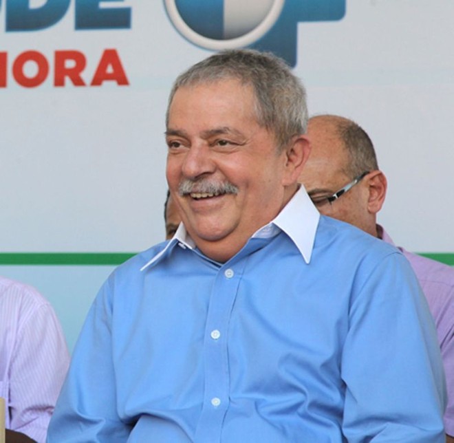 51% dos votos iriam para o ex-presidente Lula, no cenário considerando os candidatos mais prováveis e com ele no lugar de Dilma |