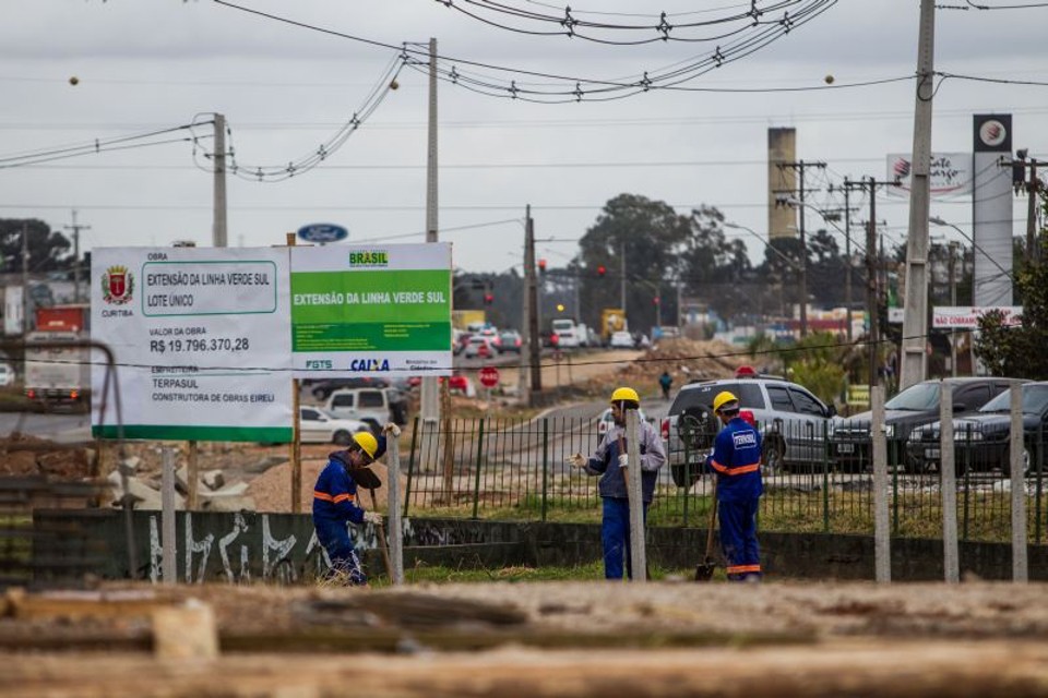 Ampliação da Linha Verde Sul é a mais atrasada | Brunno Covello/ Gazeta do Povo