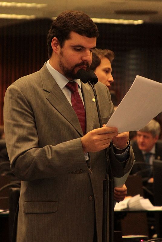 Deputado Pedro Lupion (DEM) é autor da proposta que proíbe o envio de boletos de oferta sem solicitação do consumidor | Divulgação/Alep