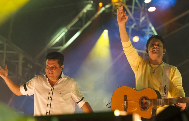 A dupla Bruno e Marrone durante apresentação no Country Festival, em março deste ano | Diego Pisante/Agência de Notícias Gazeta do Povo