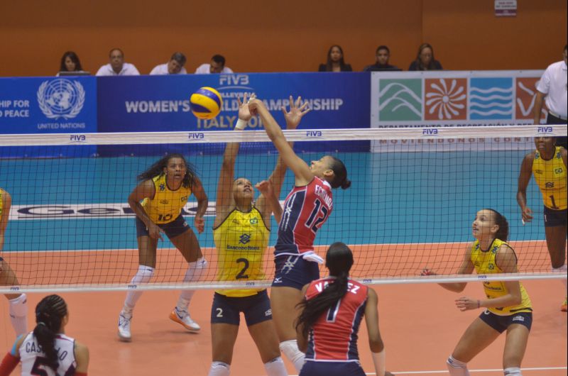 Brasil superou a República Dominicana em partida disputada em Porto Rico | Divulgação / FIVB