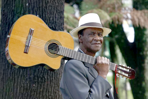 A volta do boêmio: a elegante voz de veludo de Nascimento | Marcelo Elias/Gazeta do Povo