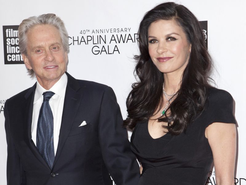 Os atores Michael Douglas e Catherine Zeta-Jones | REUTERS/Andrew Kelly/Files