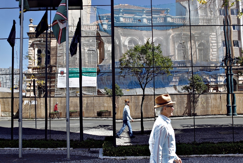 Fachada do Centro de Convenções: de janeiro a julho, aumento de 38% no número de eventos | Daniel Castellano/ Gazeta do Povo