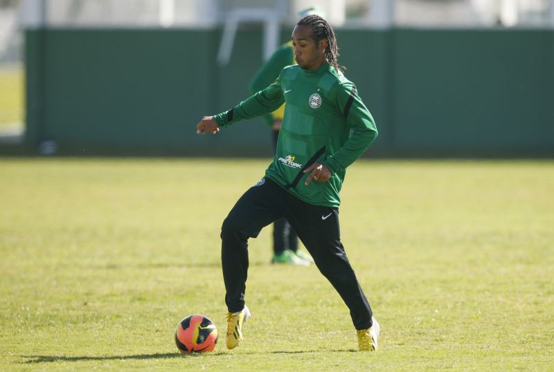 Everton Costa anunciou via Facebook sua transferência para o Santos | Hugo Harada / Gazeta do Povo