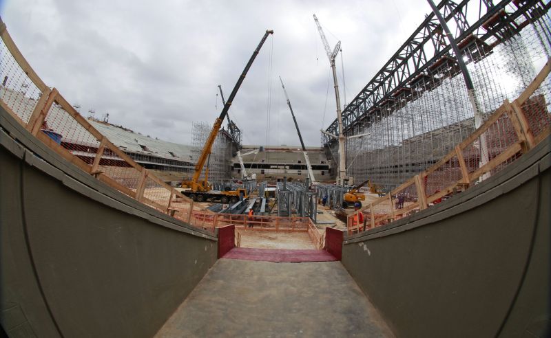 Impasse sobre o orçamento das obras na Arena da Baixada pode deixar um passivo maior do que R$ 35 milhões ao Atlético | Daniel Castellano/ Gazeta do Povo