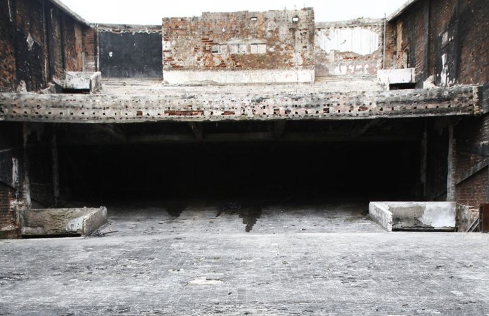 Governo libera verba para reconstrução do Ouro Verde Palco do Ouro Verde: teatro foi destruído por um incêndio | Roberto Custódio/ Jornal de Londrina