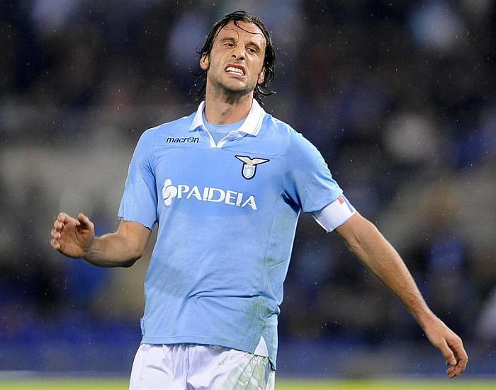Stefano Mauri teve pena menor do que o esperado em mais um escândalo de manipulação de resultados no futebol italiano | Maurizio Brambatti / EFE