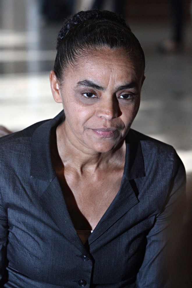 26% dos votos iriam para a ex-ministra Marina Silva, que na pesquisa de junho aparecia com 23% das intenções de voto |