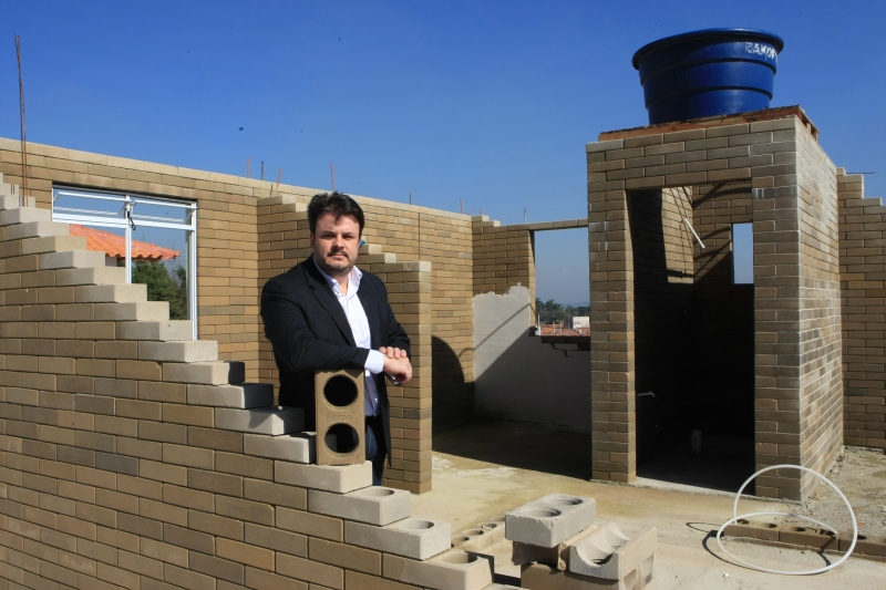 André Veronese, diretor da iHome: casa popular pode ficar pronta em apenas 15 dias | Aniele Nascimento/Gazeta do Povo