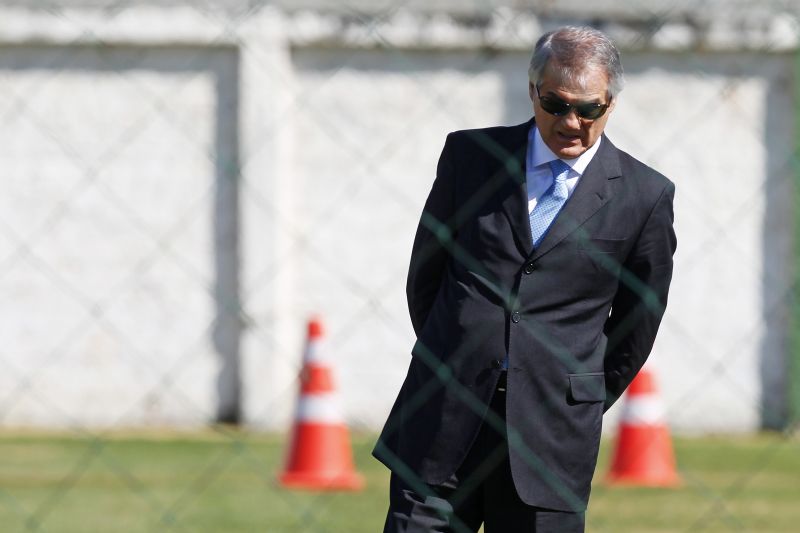 O presidente do Coritiba, Vilson Ribeiro de Andrade, se disse enojado com o pênalti marcado a favor do Corinthians no Pacaembu | Antonio More / Gazeta do Povo