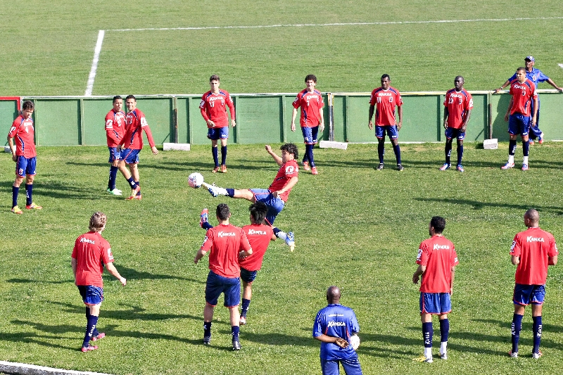 Jogadores do Paraná encamparam a mobilização dos torcedores e prometem recompensá-los com o acesso para a Série A do Brasileiro | André Rodrigues/ Gazeta do Povo
