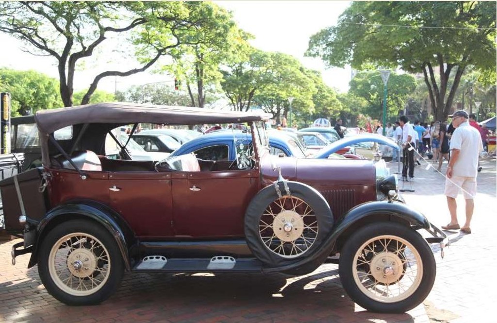 Segundo Clube de Carros Antigos, meta deste ano é superar o número de carros expostos nos encontros anteriores