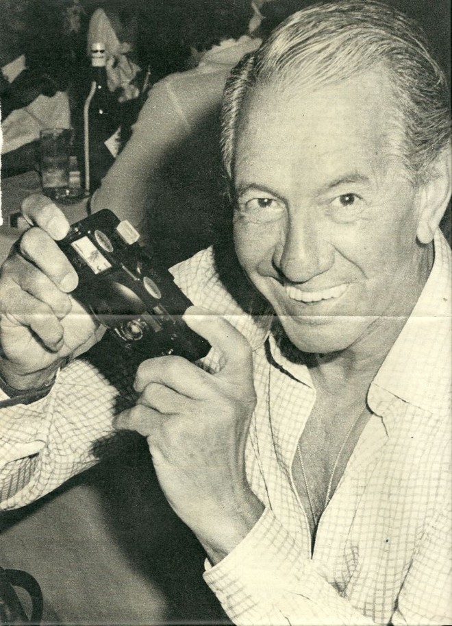 Justino fotografou várias entrevistas importantes, entre elas o encontro entre Brigitte Bardot e Pablo Picasso | 