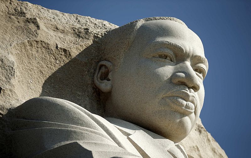 Memorial de Martin Luther King, em Washington: EUA homenageiam os 50 anos da marcha histórica em prol dos direitos humanos | REUTERS/Kevin Lamarque