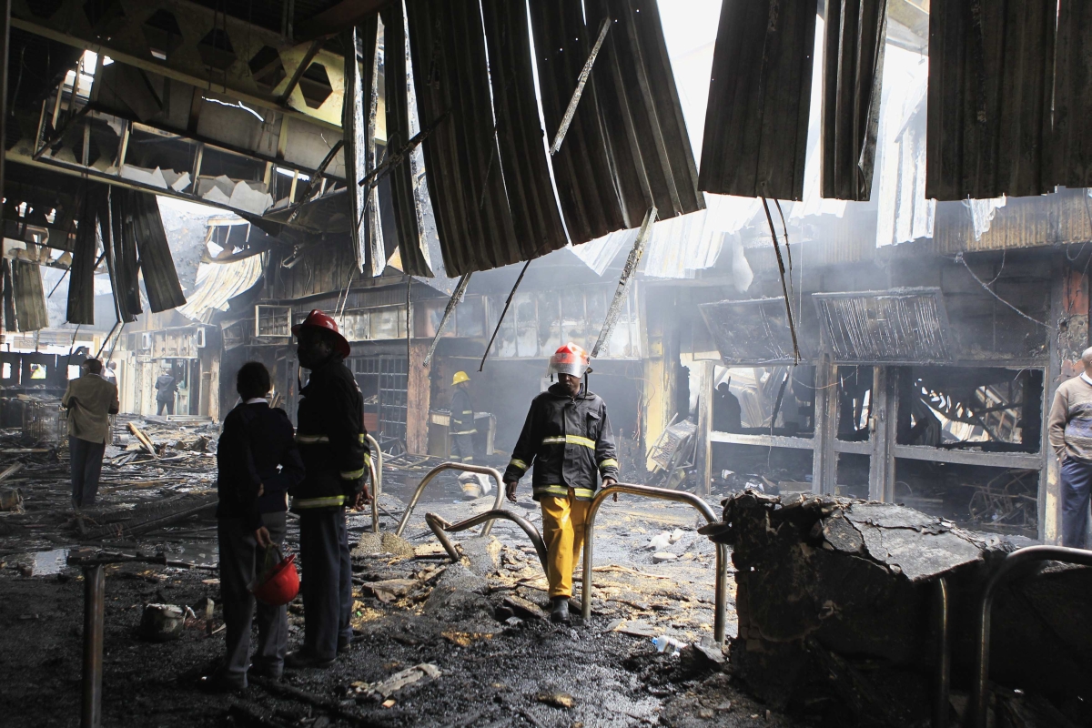 Vista da destruição no Aeroporto de Nairóbi | Reuters/Noor Khamis