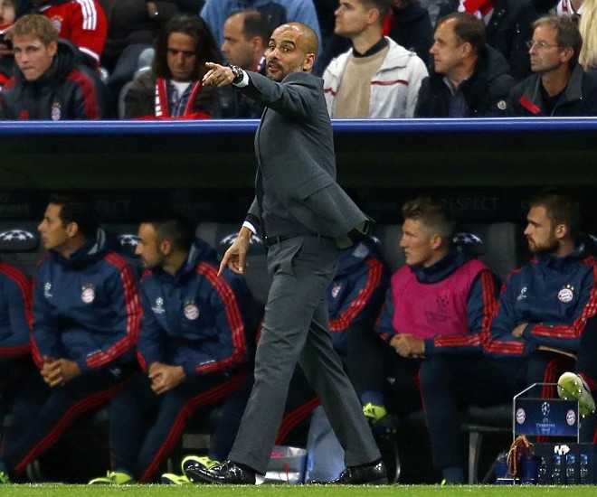 Técnico Pep Guardiola comanda o Bayern de Munique na vitória de 3 a 0 sobre o CSKA | 