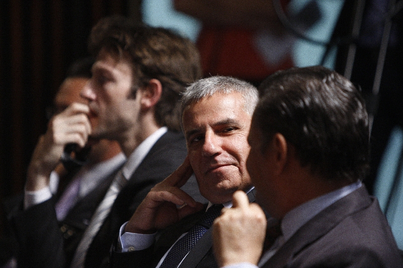 Deputados ouviram ontem o ex-procurador-geral do Estado, na gestão Requião, Sérgio Botto de Lacerda (ao centro) | Jonathan Campos/ Gazeta do Povo