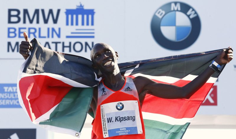 Wilson Kipsang, o novo campeão e recordista da Maratona de Berlim | Reuters