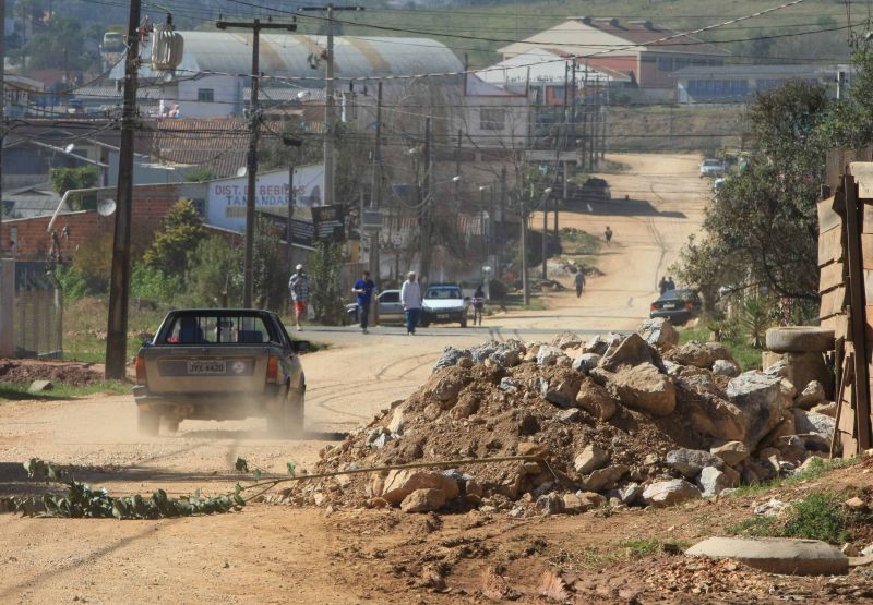 Colada em Curitiba, Almirante Tamandaré puxa para baixo o índice da RMC por causa da deficiência na infraestrutura urbana | Aniele Nascimento/ Gazeta do Povo