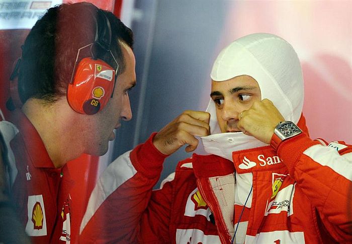 Ida de Raikkonen para a Ferrari abre caminho para Massa negociar transferência para a Lotus | Daniel Dal Zennaro / EFE