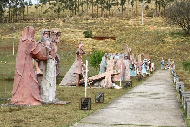 Parque da Redenção, em Apucarana, incluído na Rota da Fé do Norte do Paraná |